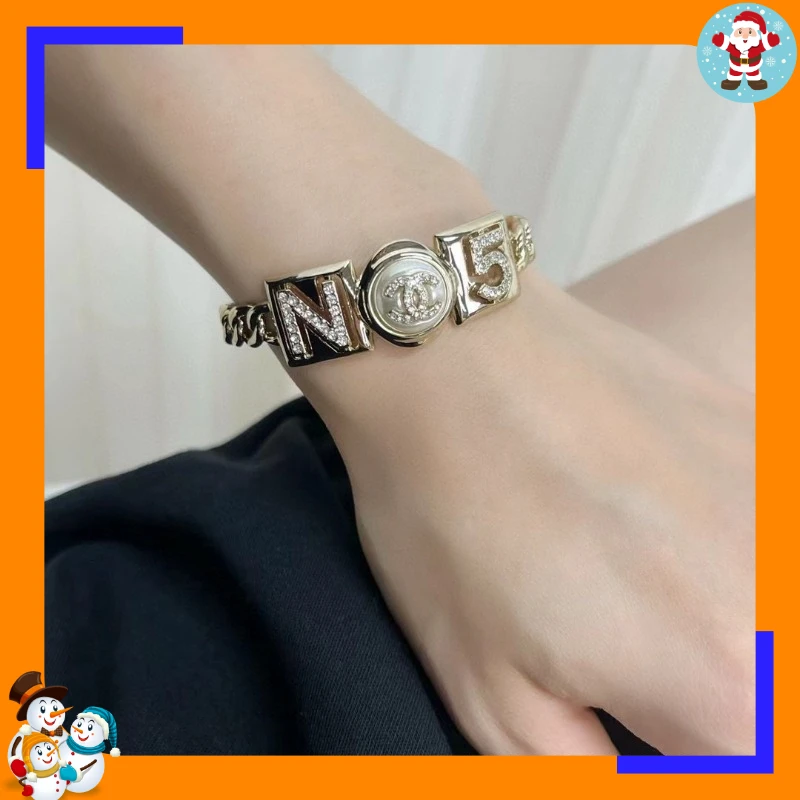 Letter Bracelet Simple and Generous Classic Fashion Versatile Love Jewelry Female Blogger with The Same Accessories