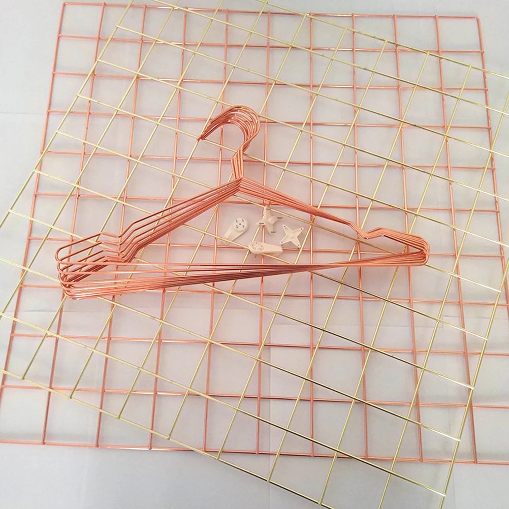 

Rose Gold Metal Clothes Hangers Non Slip Lightweight Heavy Duty Coat Hangers For Dresses Skirts Sweaters Trousers Laundry Hanger
