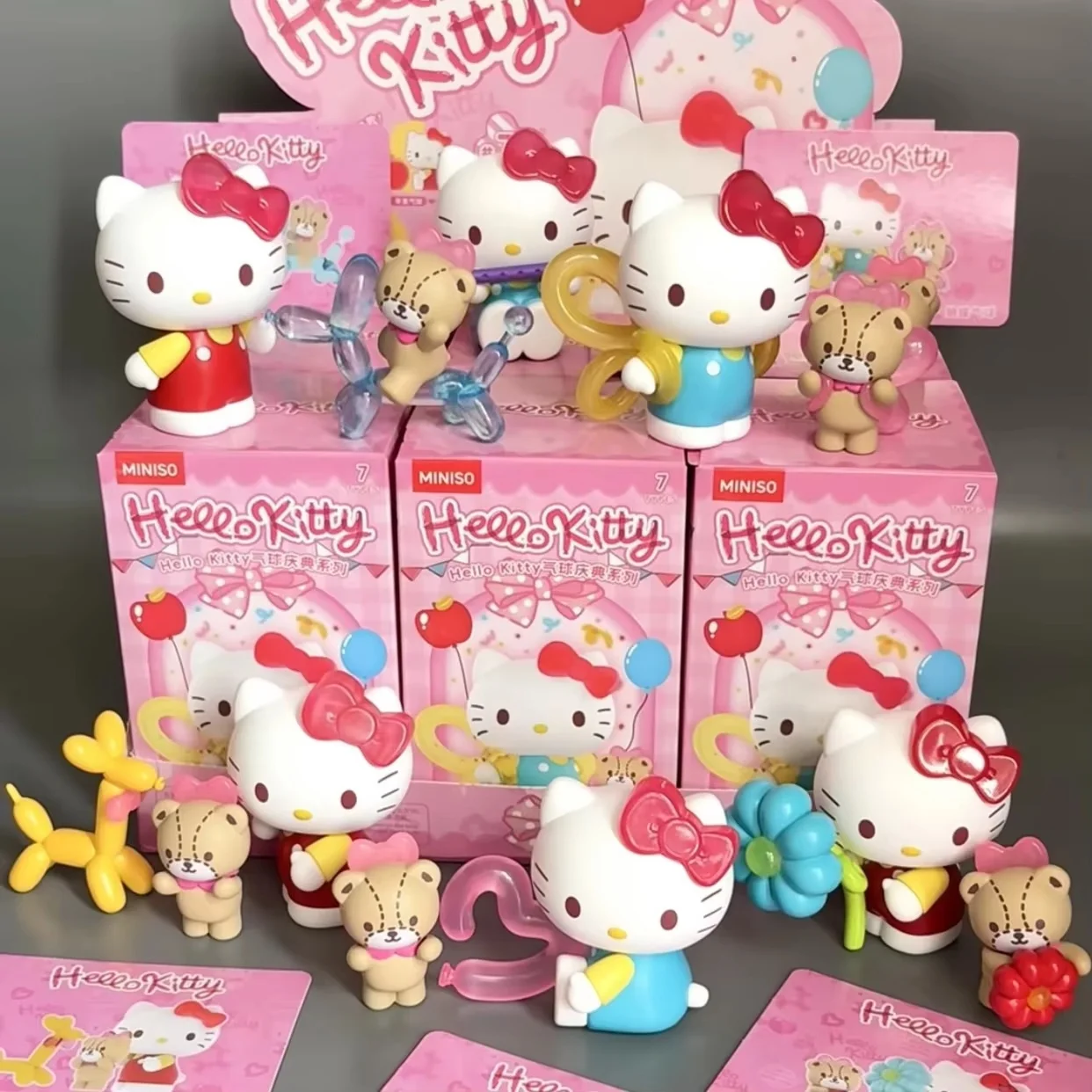 

New In Stock Genuine Cartoon Secret Balloon Celebration Series Blind Box Desktop Ornament Collectibles Birthday Gifts