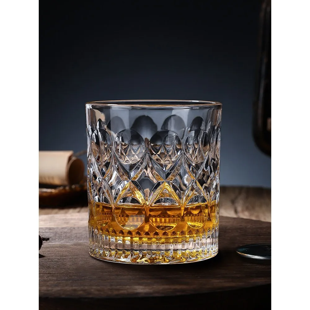 

Luxury Whiskey Glass Crystal High Value Beer Cup European Style Pure Color Glass Beverage Cup for Fine Dining And Beverages