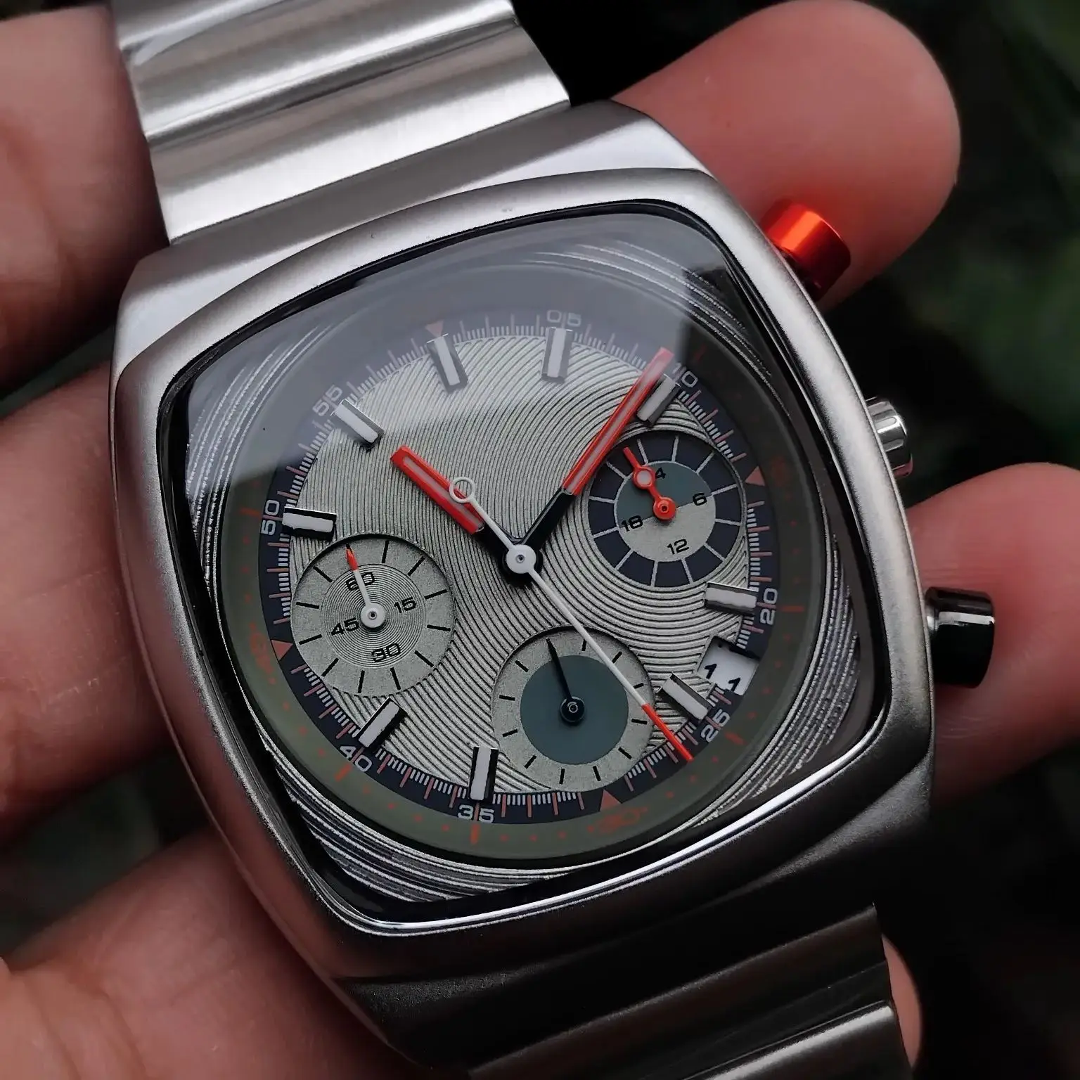 Thumbnail 4 - #48 Latest Watches Offers