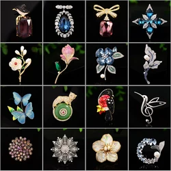 Luxury Micro-inlaid Zircon Brooches for Women and Men Fashion Design Snowflake Butterfly Animals Corsage Accessories Pin Gifts