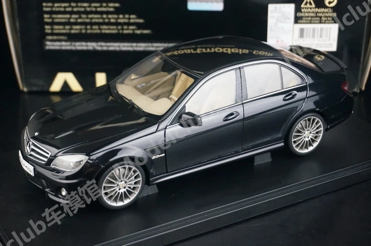 

Autoart 1:18 M156 C63 Black Simulation Limited Edition All Open Alloy Metal Static Car Model Toy Gift