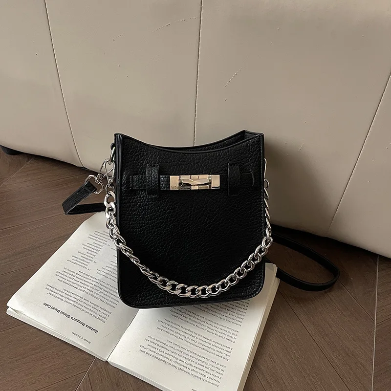 

2025 Минималистичная сумка-ведро, женская винтажная сумка на плечо, маленькая квадратная сумка через плечо, шикарная рабочая сумка, уникальная сумка в стиле ретро