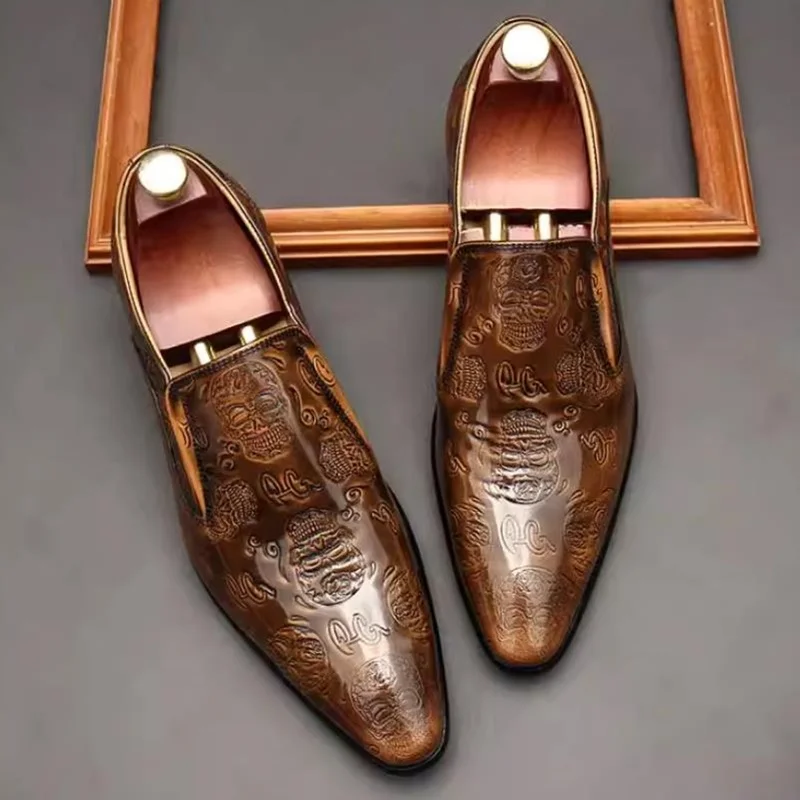 New Pointed Toe Dress Loafers Wine red Black brown Blue Patent Leather Men's Slip-on Business Casual Shoes With Embossed Skull