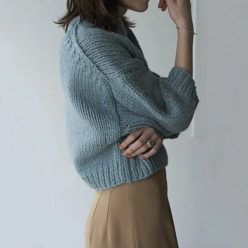 

Gagarich Women Pullover Retro Cocoon Short Loose Round Neck Bubble Sleeve Knitted Sweater Autumn Winter 2025 Top