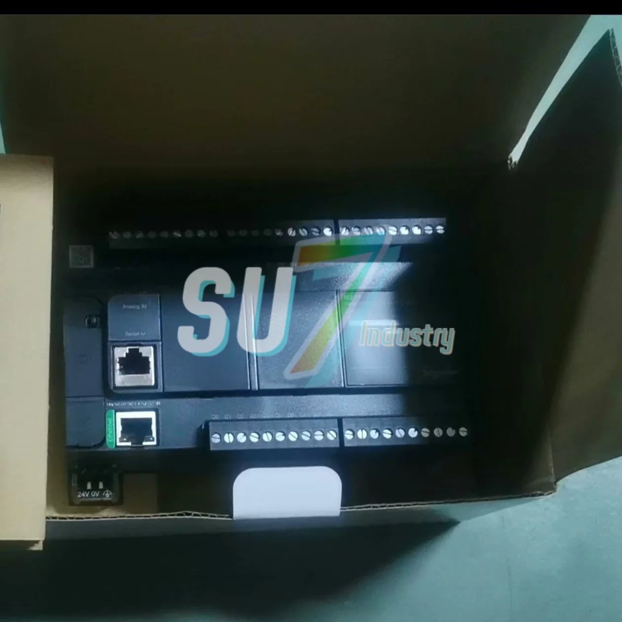 TM221CE16R   TM221CE40T    PLC Module     New In warehouse