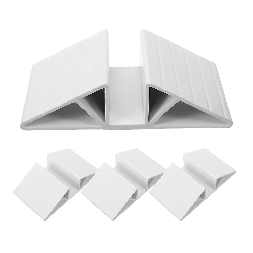 

Комплект из 4 треугольных пластиковых опор для усиления стабильности детских ворот и изоляционных ограждений