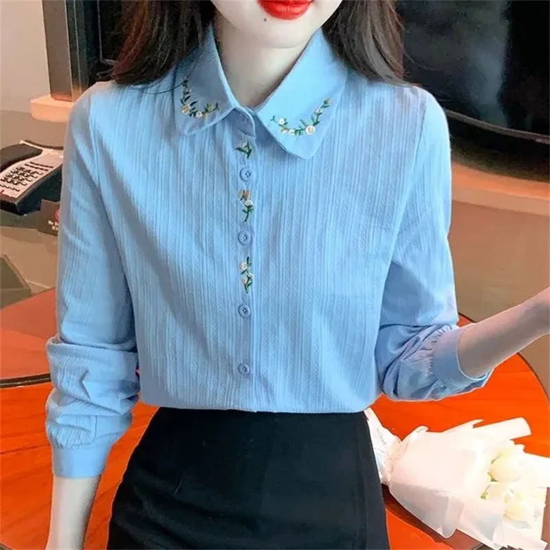 

Female Embroidery Loose Blouse Coat Spring Autumn Ladies Solid Color Shirts Jacket French Women High End Long Sleeve Shirts Tops