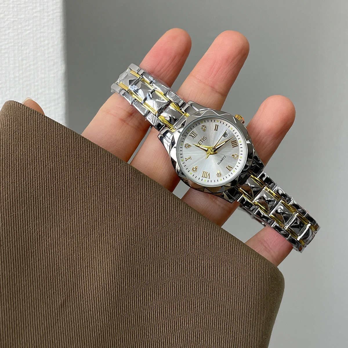 CILOA-Women Quartz Watch Two Tone Stainless Steel Strap White Dial Date Elegant Wristwatch Reloj Mujer-208