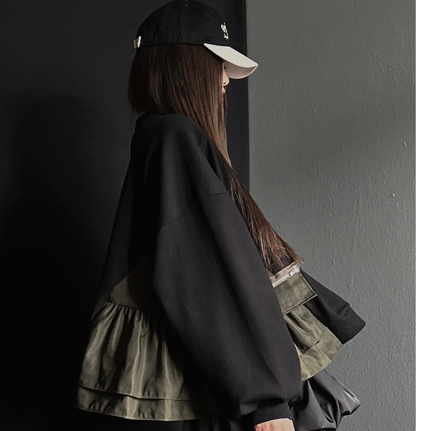 

Chic round Neck Long Sleeve Hoodie Women's Patchwork Design Sense Color Block Personalized Large Pocket Autumn Fashion