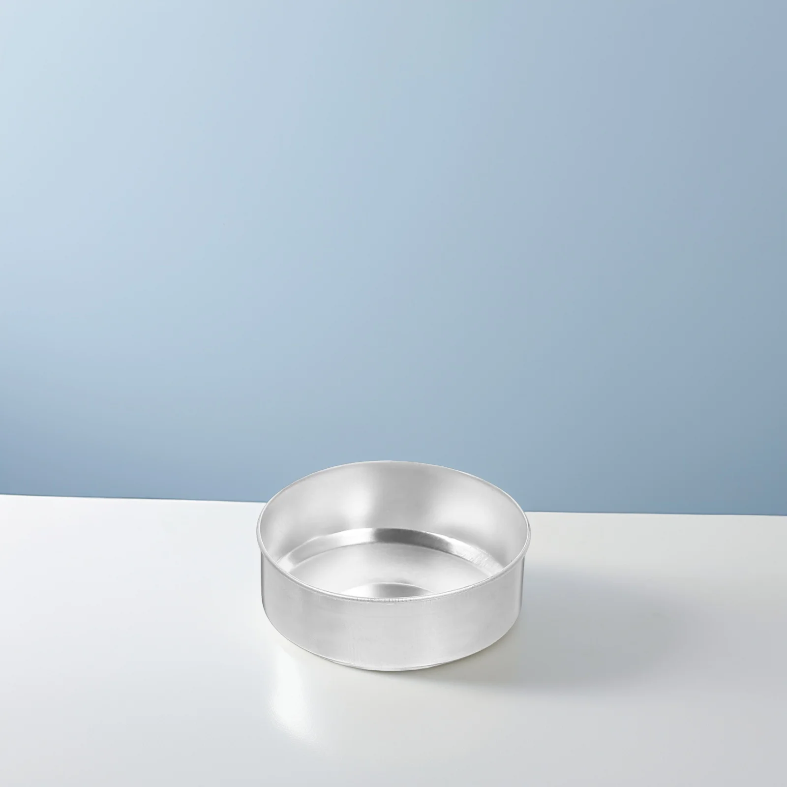 

200 Pcs Aluminum Tea Light Containers Making Supplies Round Wax Cases Empty Tins DIY Scented Box Metal Holders Plastic