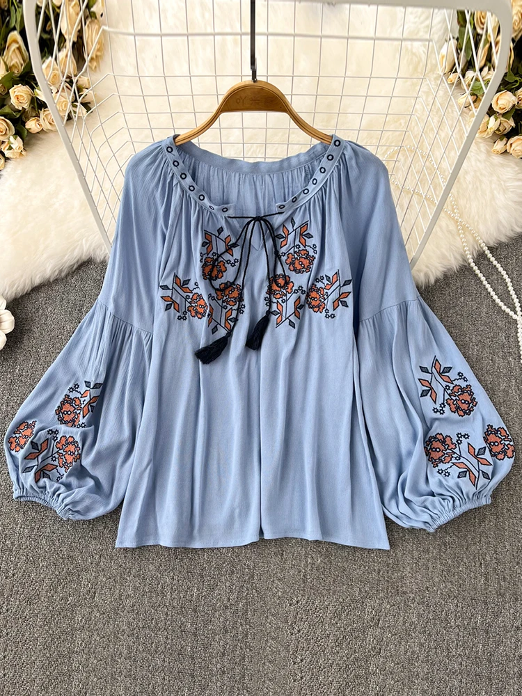 Women\'s Retro Blouse National Style Embroidered Lace-Up Tassel V-Neck Lantern Sleeve Tops Loose All-Match Female Blusa G05