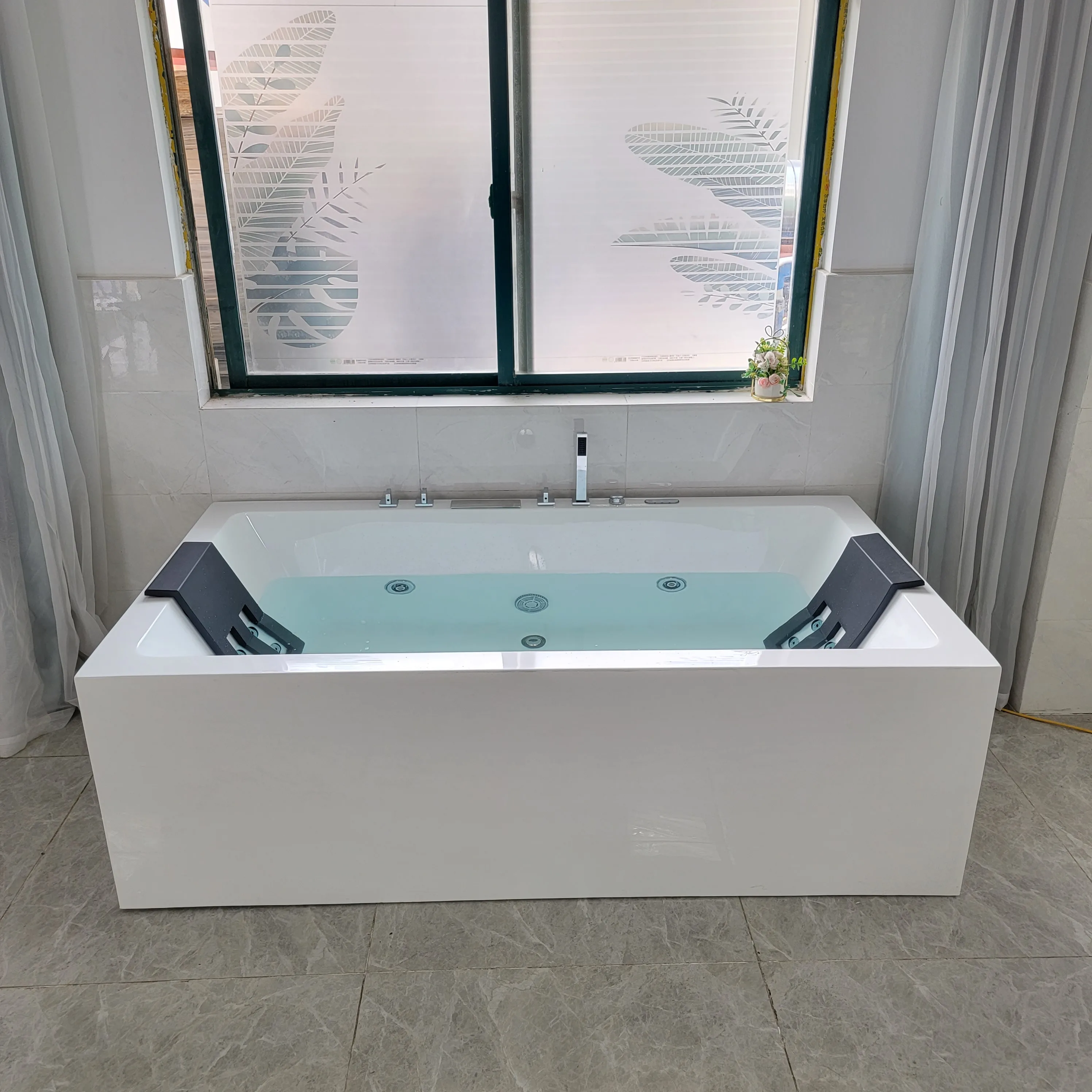 New Design 2 Person whirlpool Bathtub Spa Massage Bathtub with Big Water Jet