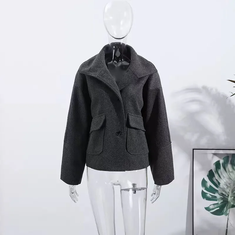 

Faionable 2025 Women's ort Woolen Coat Long Sve Turn-down Collar Single Button Sli Versatile Commute Straight Cut