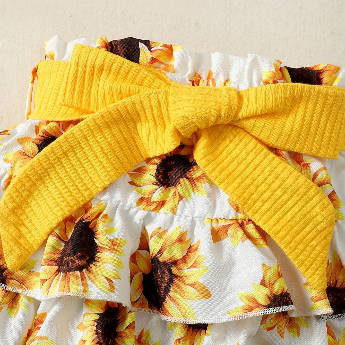 Newborn baby yellow sling button sunflower print skirt cute suit