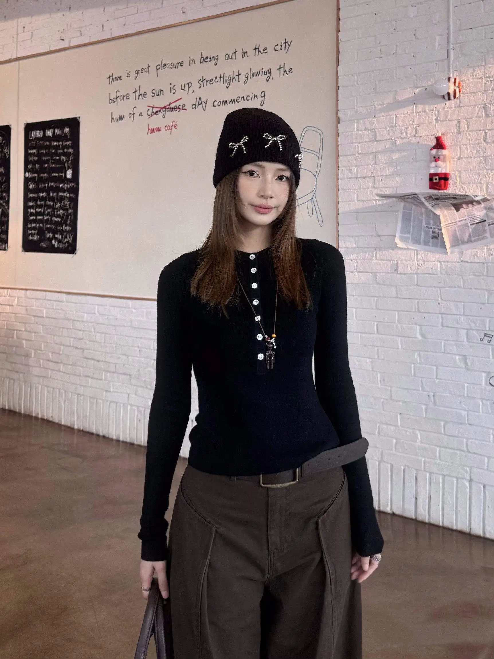 

XFX American Retro Long Sleeve Knitted Shirt Women's Slim Fit Casual Inner Wear Button up Top Suitable for Autumn And Spring