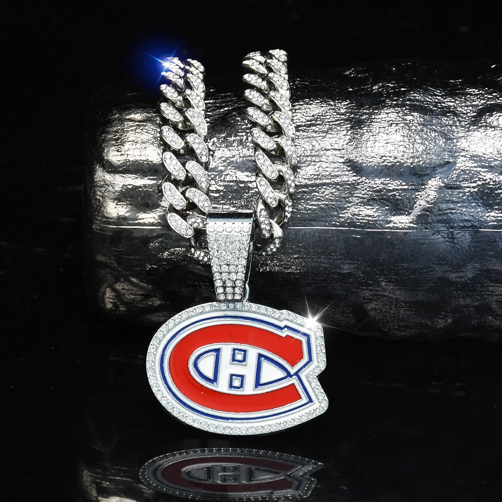 Good Craft Montreal Canadiens Big Chain Logo Necklace Red and White Drop Oil Design Pendant 24'' Shiny Chain for Fans Lovers