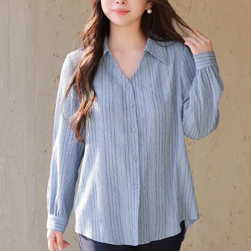 เสื้อเชิ้ตแขนยาวลายทาง ดีไซน์ใหม่ สไตล์ฤดูใบไม้ผลิและฤดูใบไม้ร่วง สำหรับผู้หญิง ปี 2025 ทรงหลวม