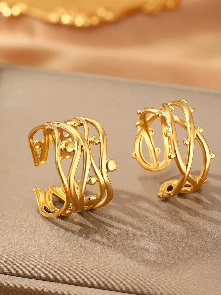 Trendy Titanium Steel Ring for Women Thorns Branch Line Ring Luxury Personality Exaggeration Match All Finger Rings Fashion Show
