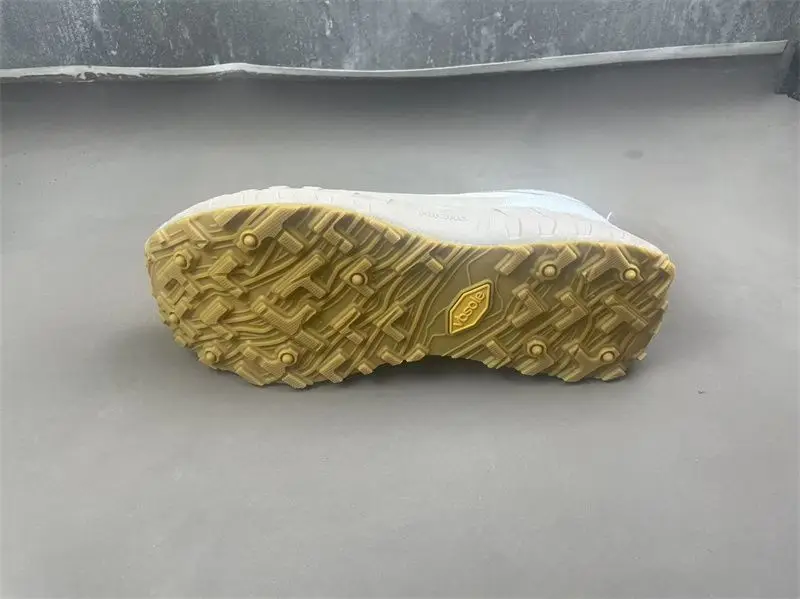 

Mens Womens Carbon Plate Running Shoes Professional Sneakers Neutral Quality Jogging Shoes Designer Training Shoes