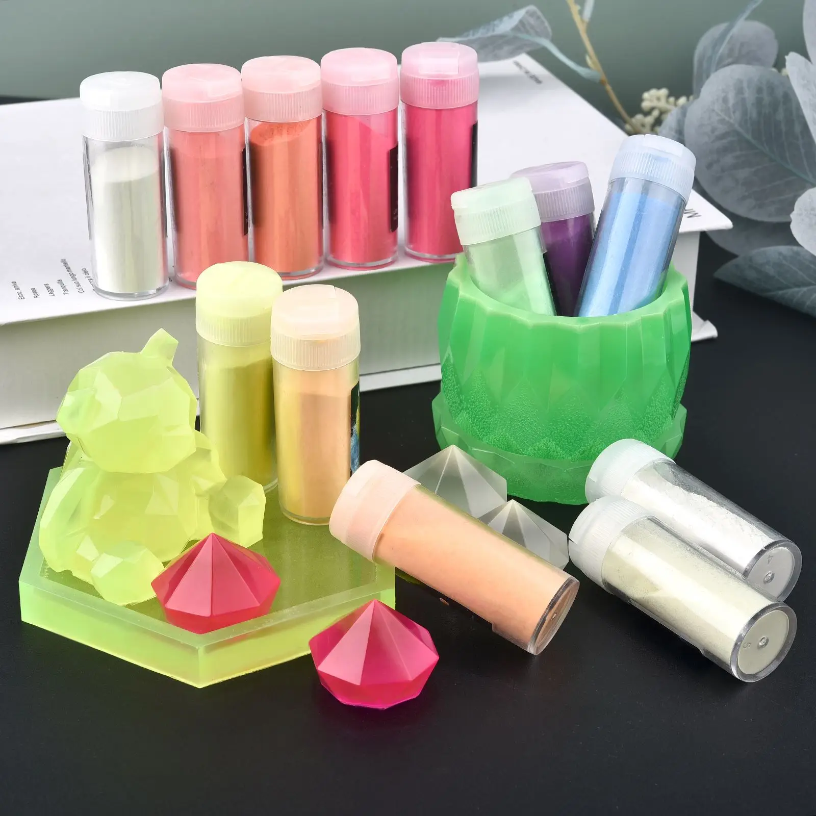 20g New Long Lasting Bright Luminous Powder Paint Epoxy Resin Pigment Glow In The Dark Fluorescent Powder DIY Resin Supplies