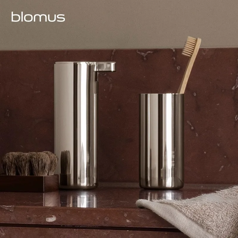 

European Atyle Modern Simplicity Home Use Stainless Steel Brushing Cup Light luxury Exquisite Advanced Toothbrush Storage Cup