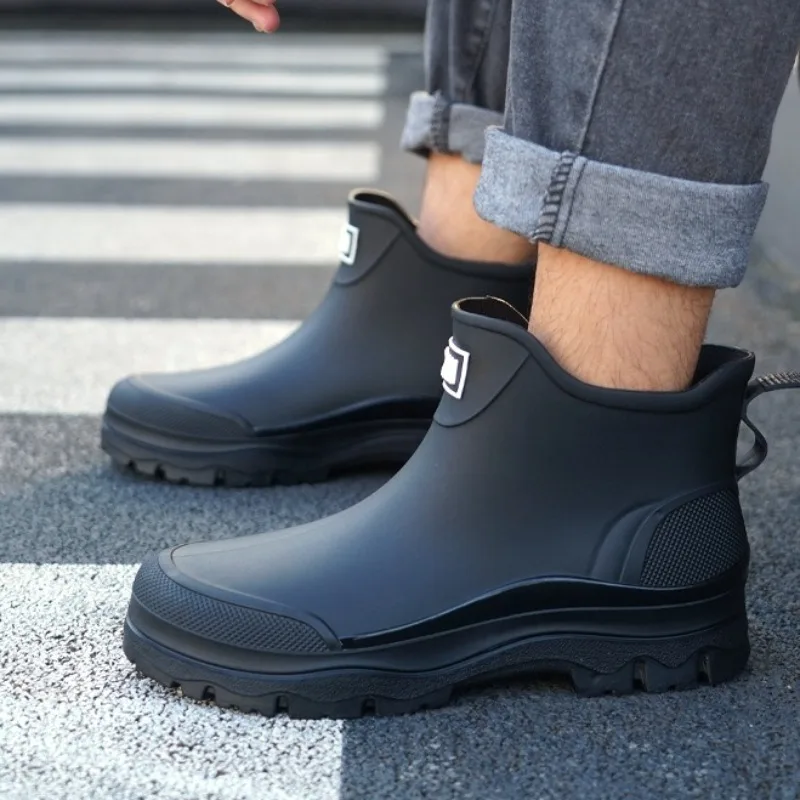 Women Rain Boots Outdoor Garden Work Waterproof Shoe Slip on Ankle Rubber Boot PVC Rubber Galoshes Winter Warm Cotton Rain Boots