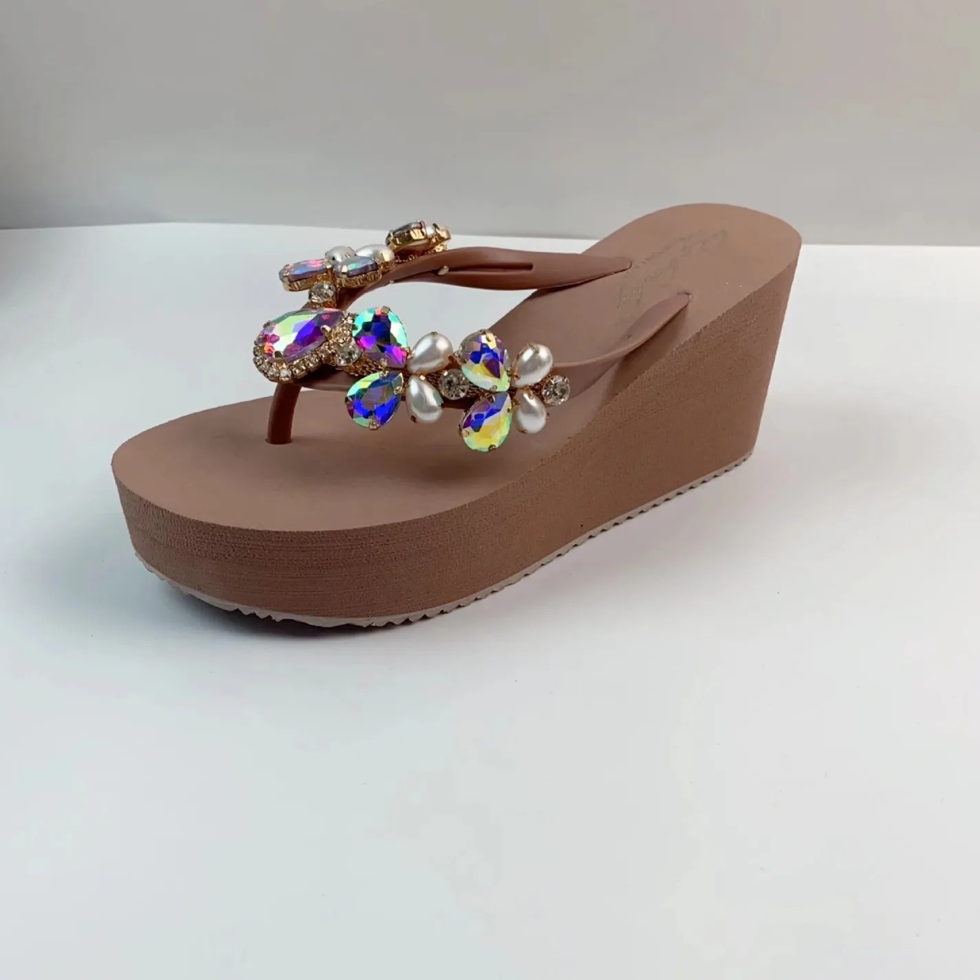 Shoes Woman 2024 Slippers Flat Rubber Flip Flops Platform Glitter Slides Low Shale Female Beach Hawaiian Jelly Sabot Hoof Heels