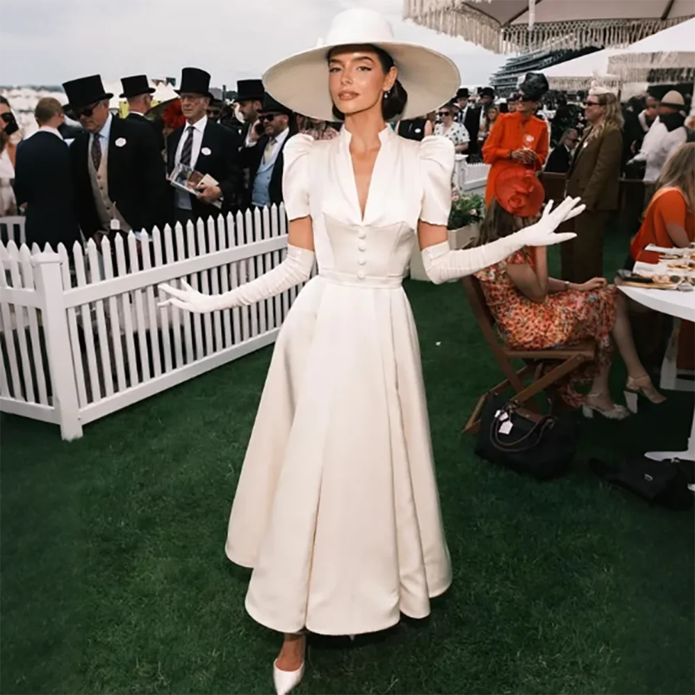 Vintage White Short Puff Sleeve Women's A-line Dresses V Neck Royal Elegant Gown with Matching Gloves Formal Party Outfit