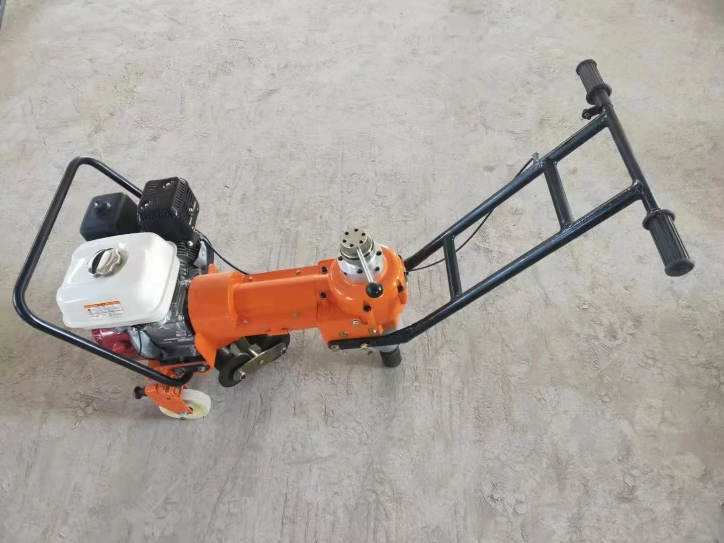 آلة الشد لمدرب السكك الحديدية ذات الرأس الواحد لمحرك البنزين