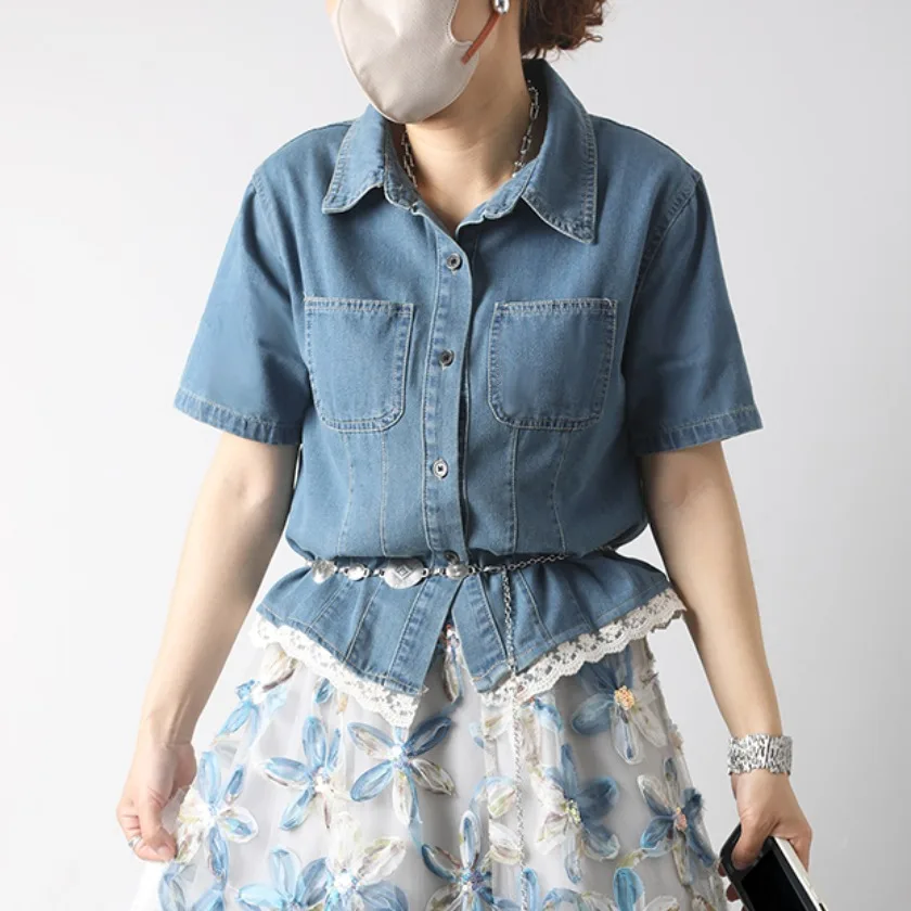 

Женская джинсовая рубашка с коротким рукавом, блузка на пуговицах с кружевными деталями, повседневный летний топ