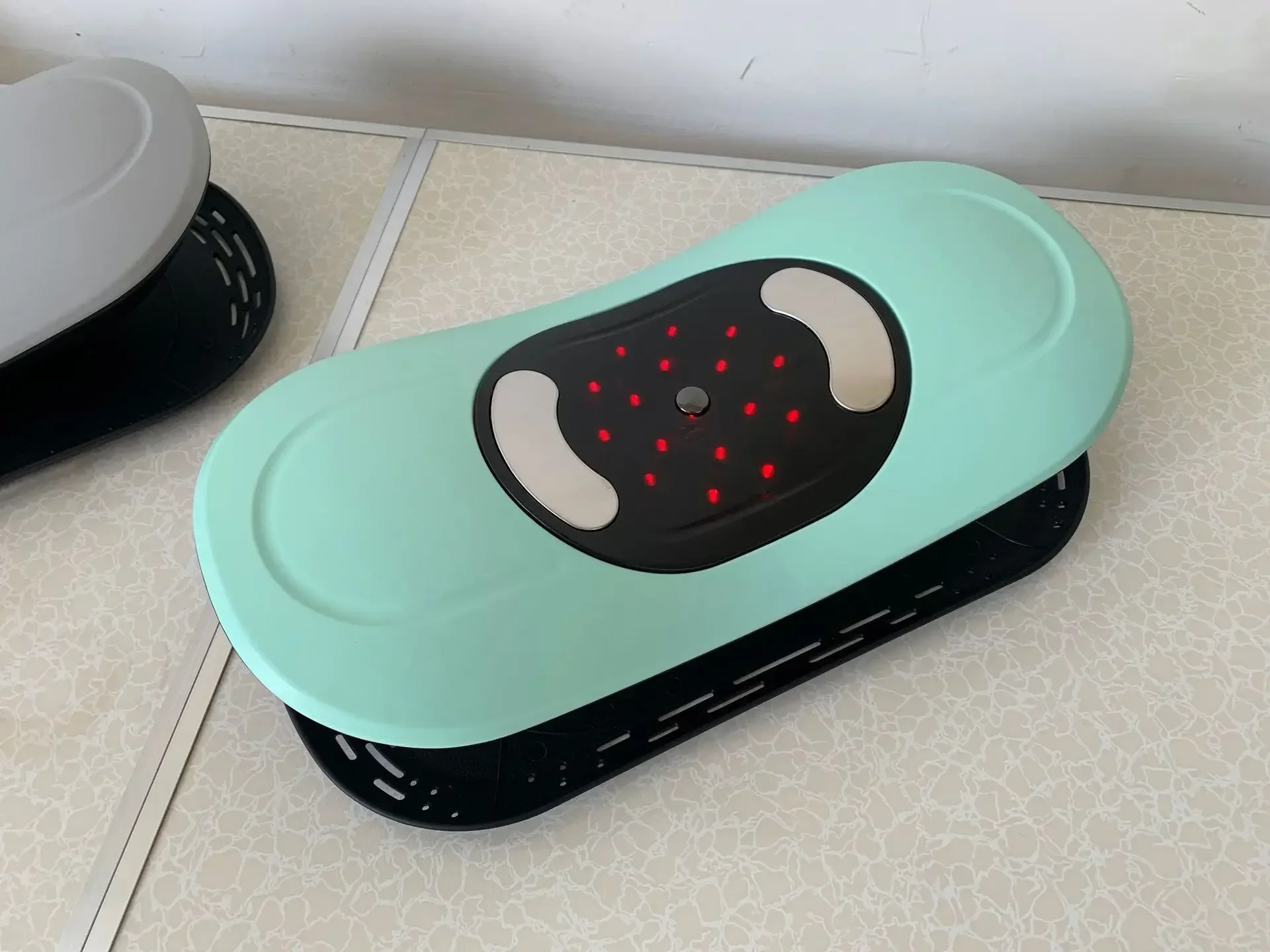 2025 Lumbar Massager for Lumbar Traction To Alleviate Lumbar Disc Herniation