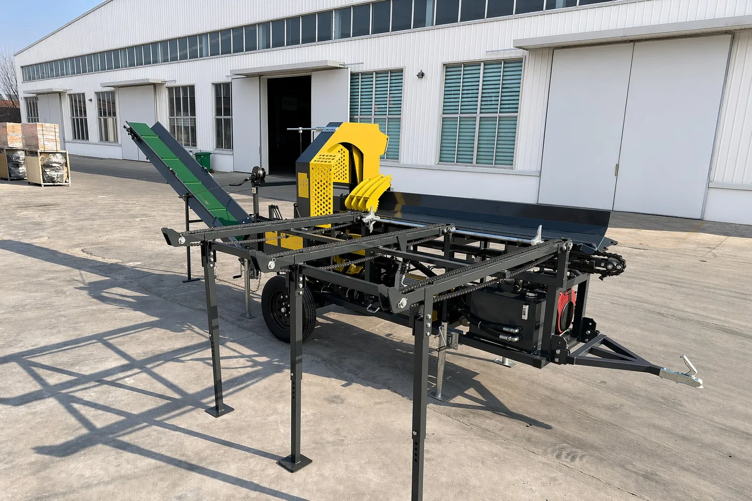 Commercial Grade 45 Ton Firewood Processor  GX630 20HP Gas Powered with 6-Way Wedge and 3.2m Output Conveyor