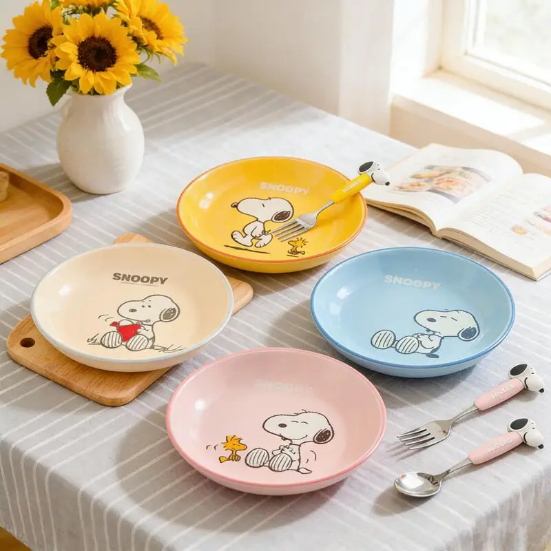 

8 inch Cartoon Anime Snoopy Plate Noodles Fruit Dessert Food Plate Household Tableware Utensils Kitchen Restaurant Birthday Gift