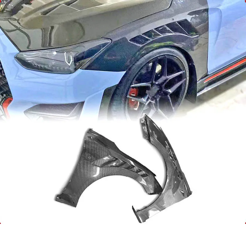 

Подходит для передних крыльев Hyundai Veloster из углеродного волокна 2019, с объемной фарой EPA.