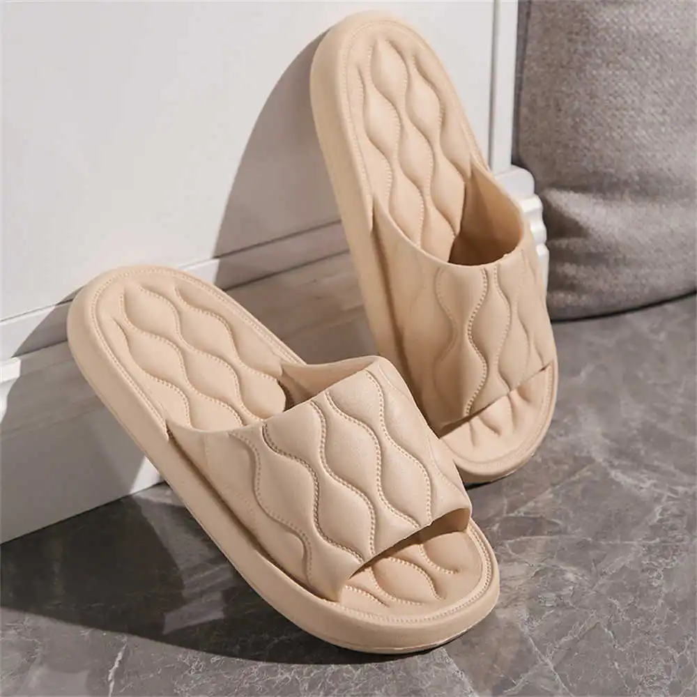 

Anti Slip Round Nose Beige Shoes Man Cute Slipper Sandals Black Sneakers Sport Shors Snearkers Luxury Sapatenis Tenes