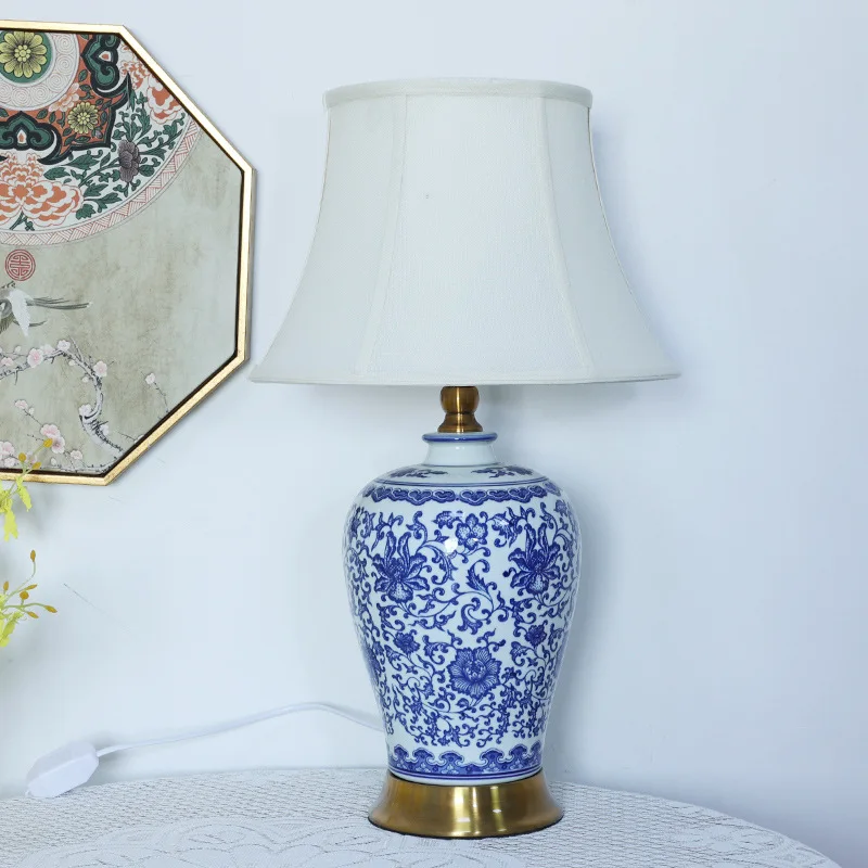 New Chinese Style Blue and White Porcelain Desk Lamp, Villa Hotel Study, Bedroom Decoration, Headlights, Retro Light Source
