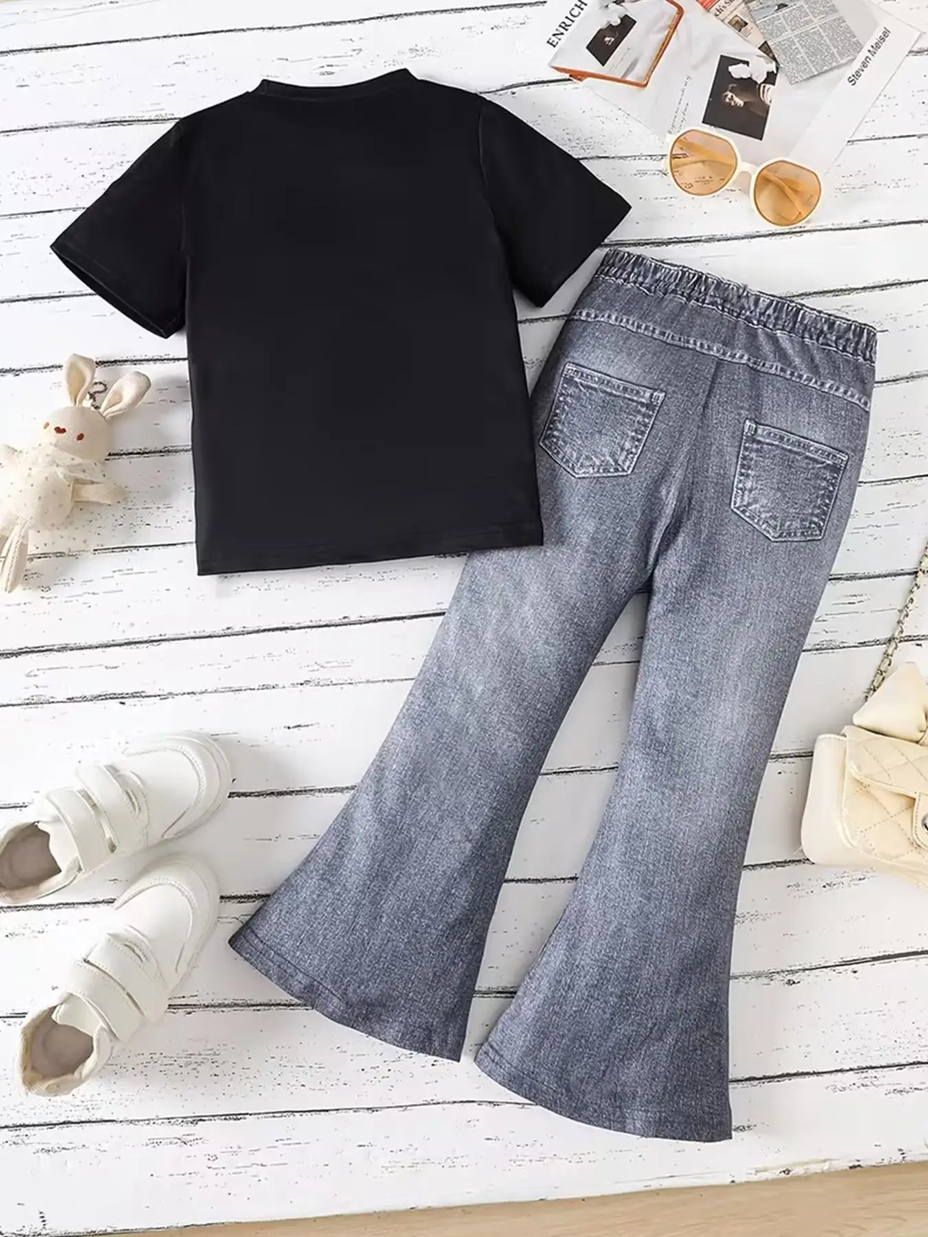 Girls' Summer Casual Outfit: T-Shirt with Heart and Smiley Face Print + Faux Denim 