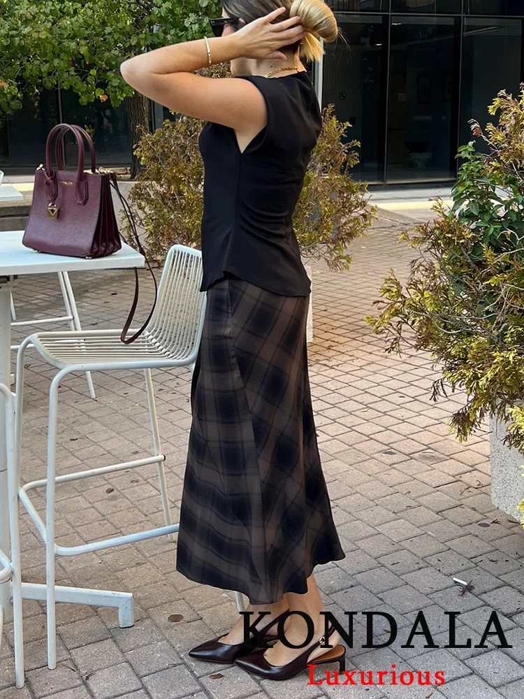 

KONDALA Vintage Casual Elegant Chic Women Skirt Plaid Zipper Long Straight Skirt New Fashion 2025 Autumn Holiday Long Skirt