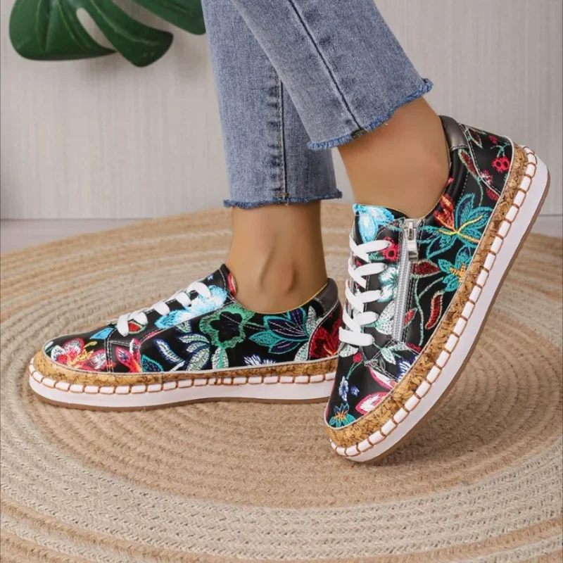 Women Sneakers Elegant Floral Printed Lace Up Female Flat Shoes Fashion Round Toe Lady Vulcanized Shoes Femme Casual Shoes