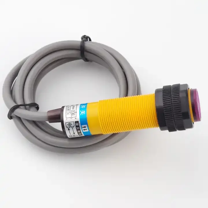 E3F-DS30B2 proximity switch photoelectric sensor switch 6-36VDC output: NPN NC distance: 10-30cm detection range