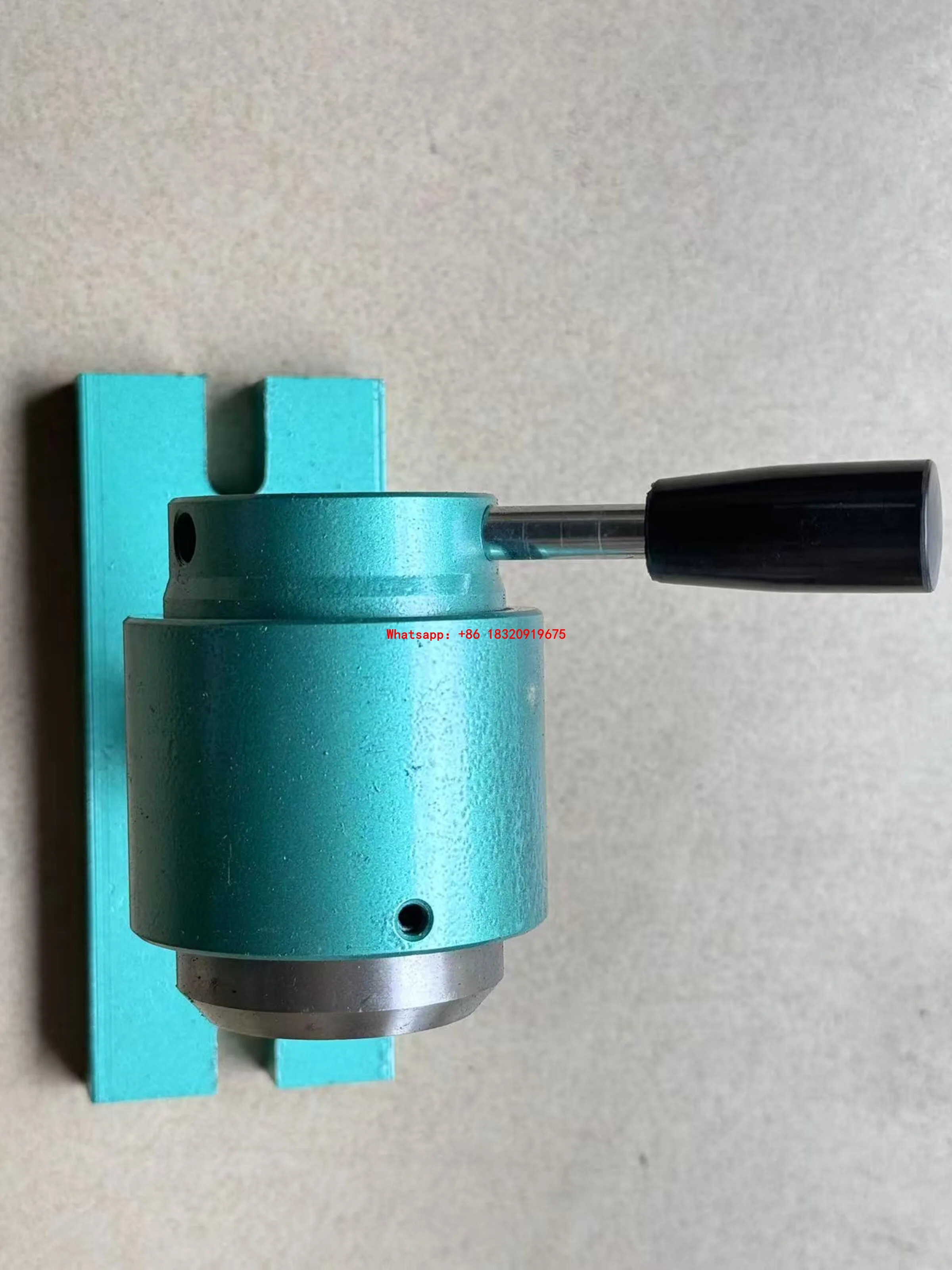 Cyclmotion CNC Models 15/20/25 Horizontal Manual Collet Chuck Holder (for Lathes, Drilling Machines, and Milling Machines)