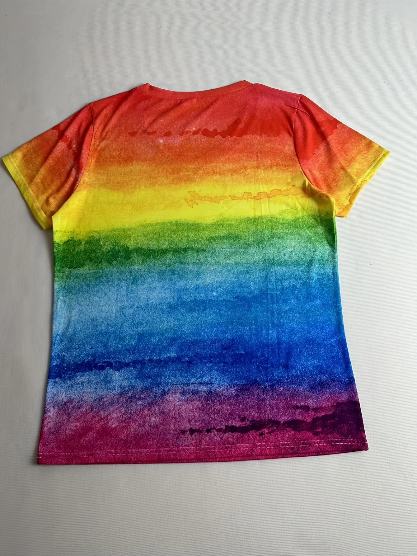 2024 New Style Women Rainbow Print Women\'s T-Shirt Cat Graphic Oversized T-Shirt Top Women Clothing Design Plus Size V Neck Tee
