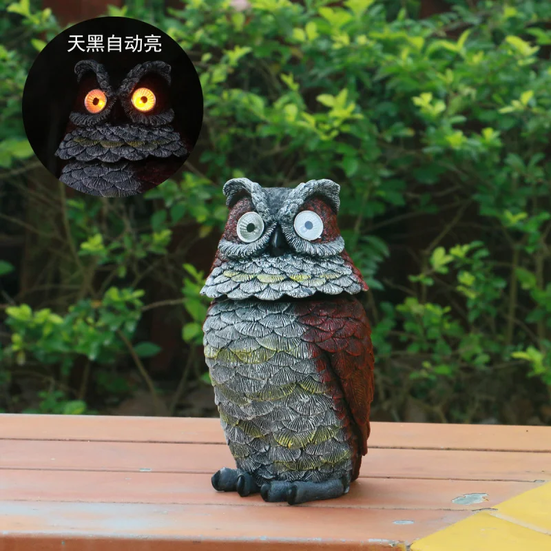 

Solar-Powered Electronic Night Light in the Shape of a Guardian Owl, Outdoor Garden Balcony Courtyard Floor Decoration, Waterpro