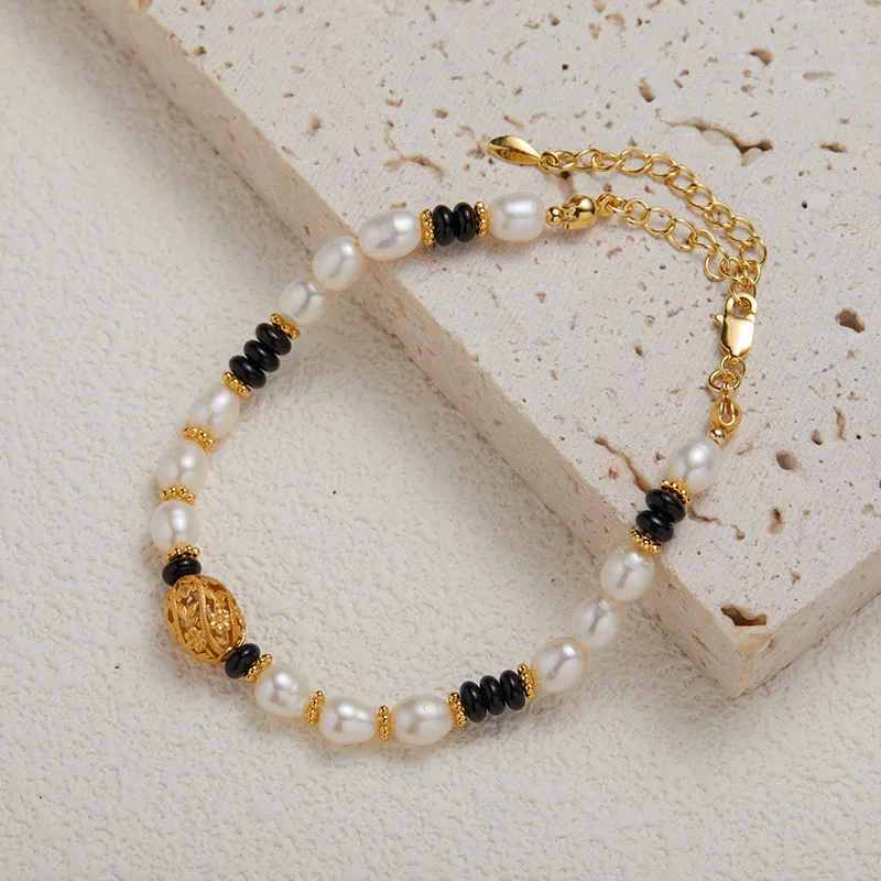 

S925Pure Silver Natural Pearl and Black Onyx Color Bracelet for Women Fashionable High-end Handmade Beaded Chain Live Streaming