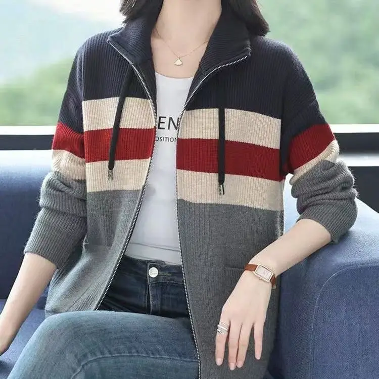 

Новинка 2026, весенне-осенний полосатый вязаный кардиган, свитер, повседневный свитер на молнии с длинными рукавами, пальто, топы с диким капюшоном