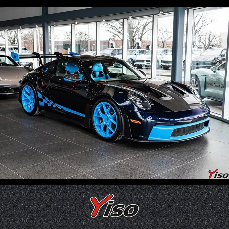 Suitable for 992 GT3 RS dry carbon fiber engine hood modified 992 GT3 RS engine hood