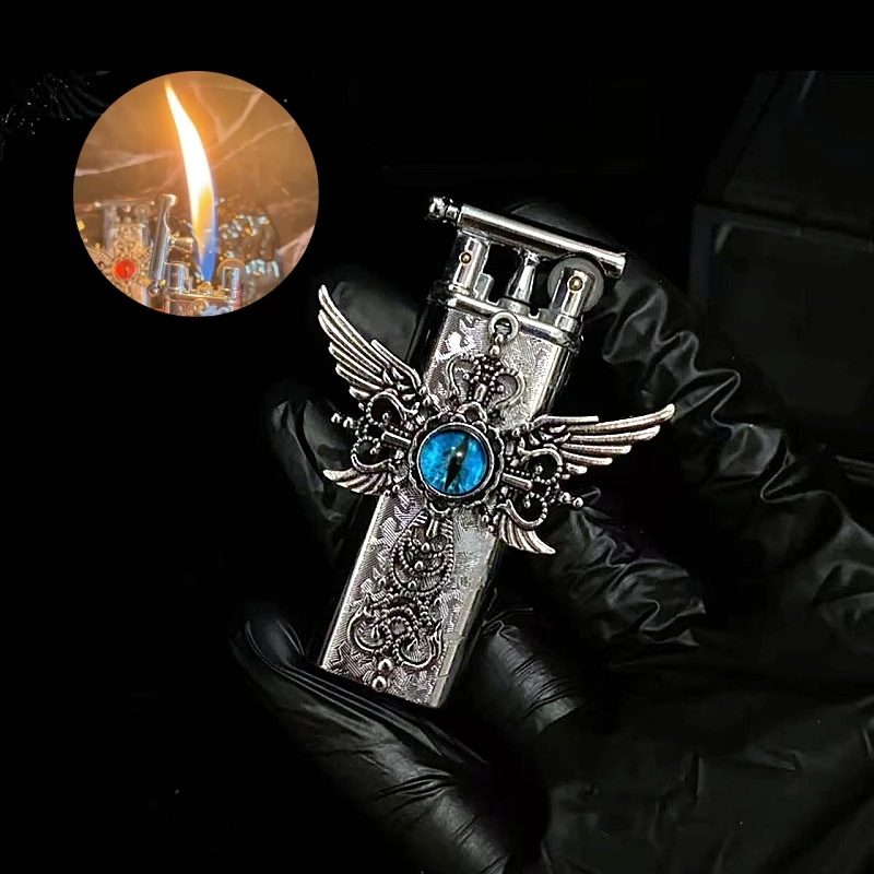

Fashionable Retro Handmade Inflatable Lighter Outdoor Portable Metal Grinding Wheel Open Flame High-end Lighter Smoking Gift