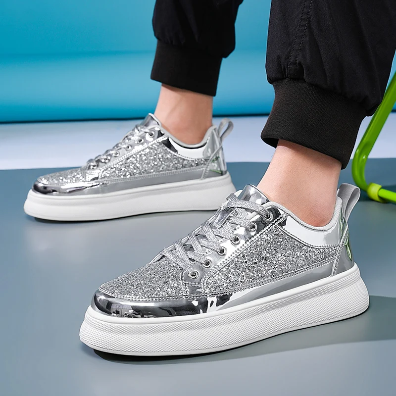 New Fashion Silver Glitter Sneakers Men Shiny Shoes Spring and Autumn Platform Casual Sneakers Men Couple Skateboard Shoes 2024